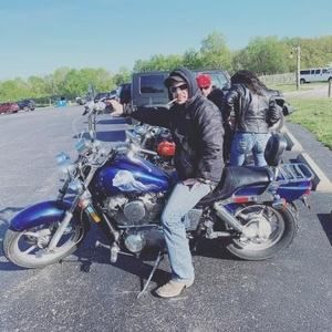 Meet your Posher, Troy